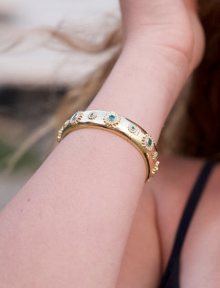 Twilight Star Bangle in 18k gold with emeralds and diamonds